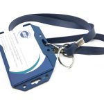 Kaulanauha ja kortinpidike, metallinilmaisimella havaittavat